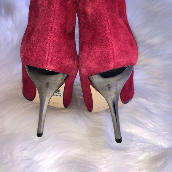 ALDO Dilger Red Suede Pointed Toe Bootie, Size 5 - Picture 4 of 7